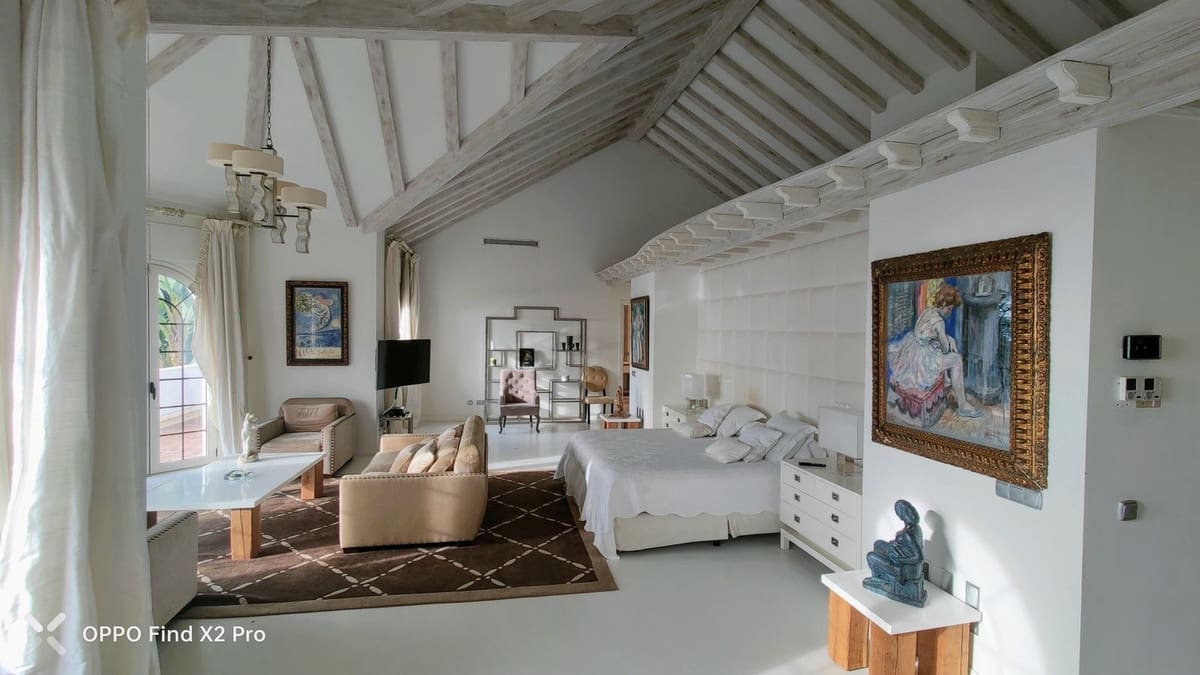 9 sypialnia Willa na sprzedaż w Estepona z basenem - 11 900 000 € (Ref: 8529548)