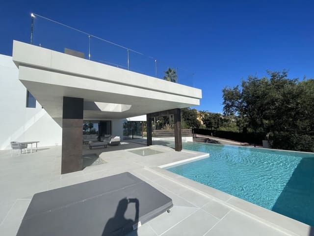 8 soveværelse Villa til salg i Sierra Blanca, Marbella med swimmingpool garage - € 12.500.000 (Ref: 8529550)
