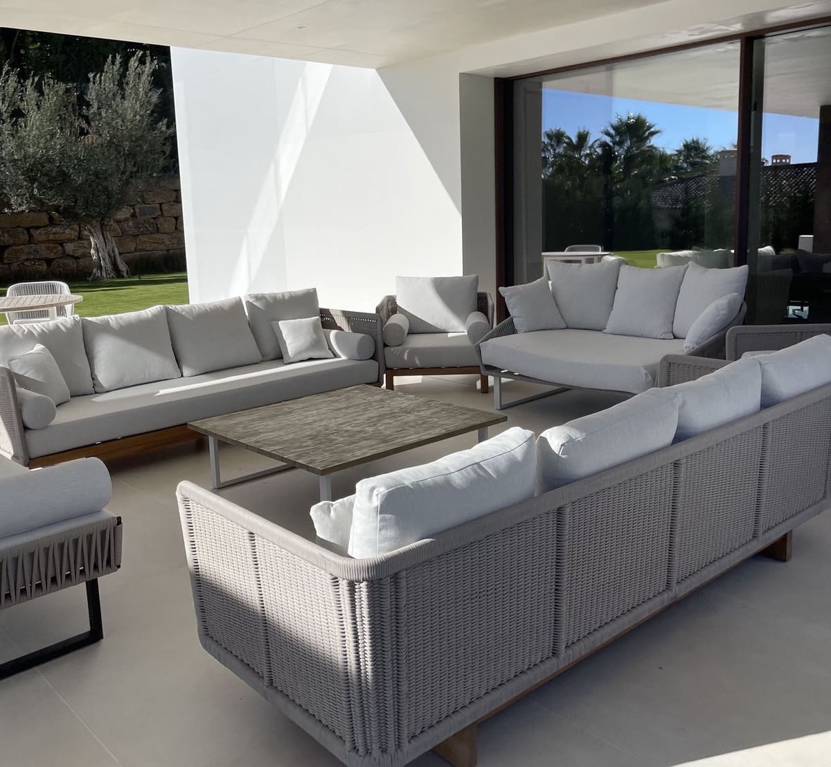 8 soveværelse Villa til salg i Golden Mile med swimmingpool garage - € 12.500.000 (Ref: 8529550)