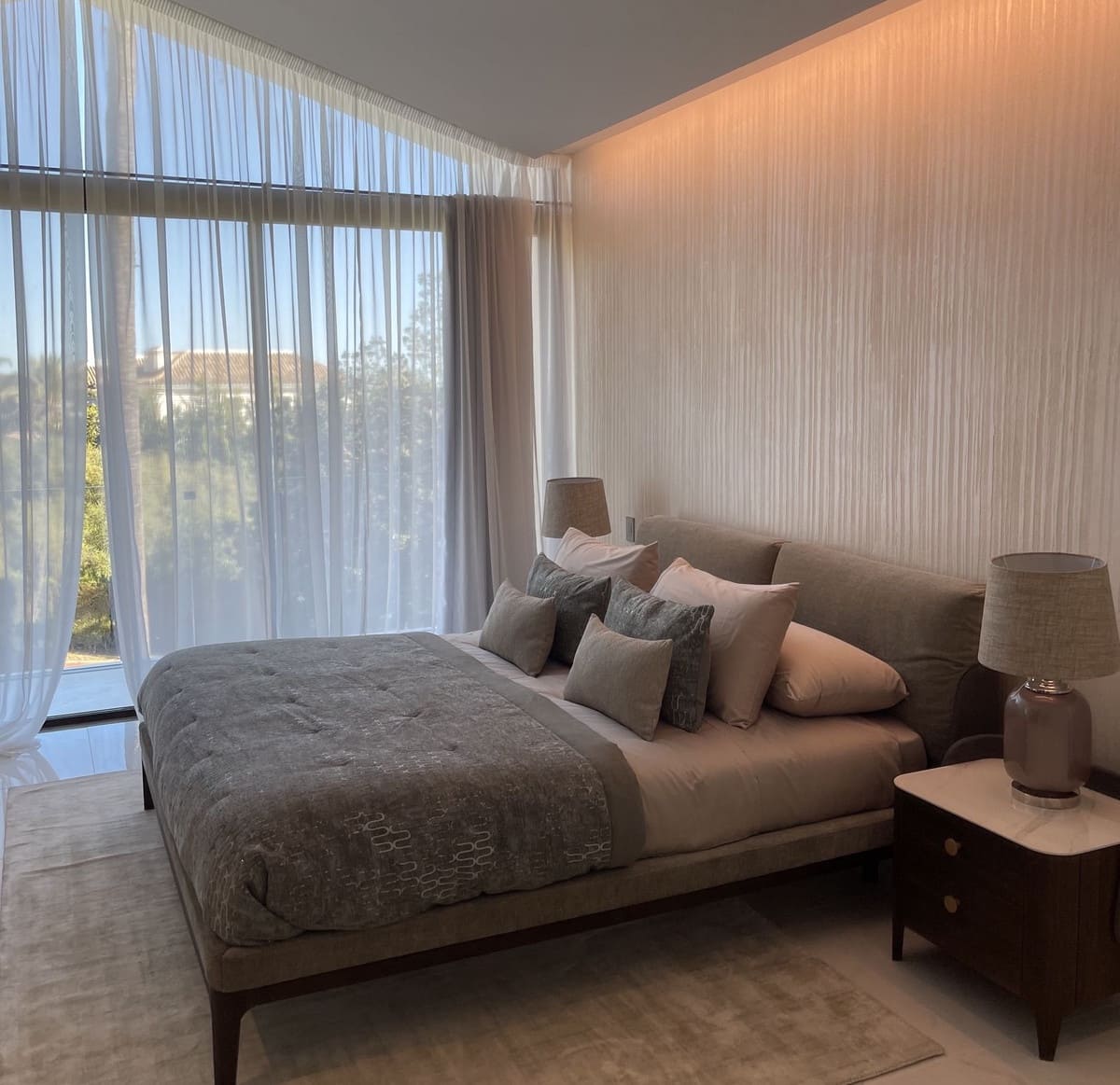 8 soveværelse Villa til salg i Golden Mile med swimmingpool garage - € 12.500.000 (Ref: 8529550)