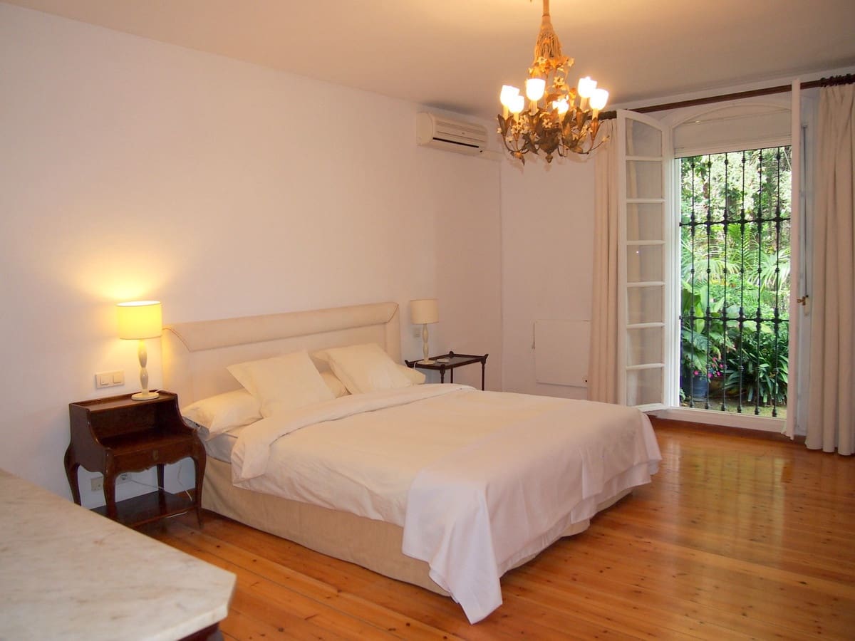 8 quarto Moradia para venda em Golden Mile com piscina - 11 000 000 € (Ref: 8529556)