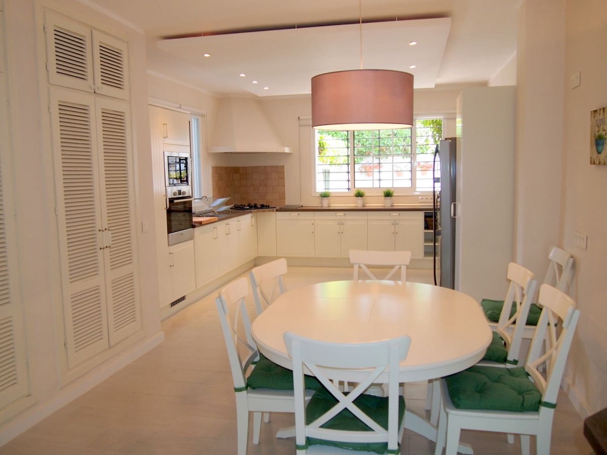 8 quarto Moradia para venda em Golden Mile com piscina - 11 000 000 € (Ref: 8529556)