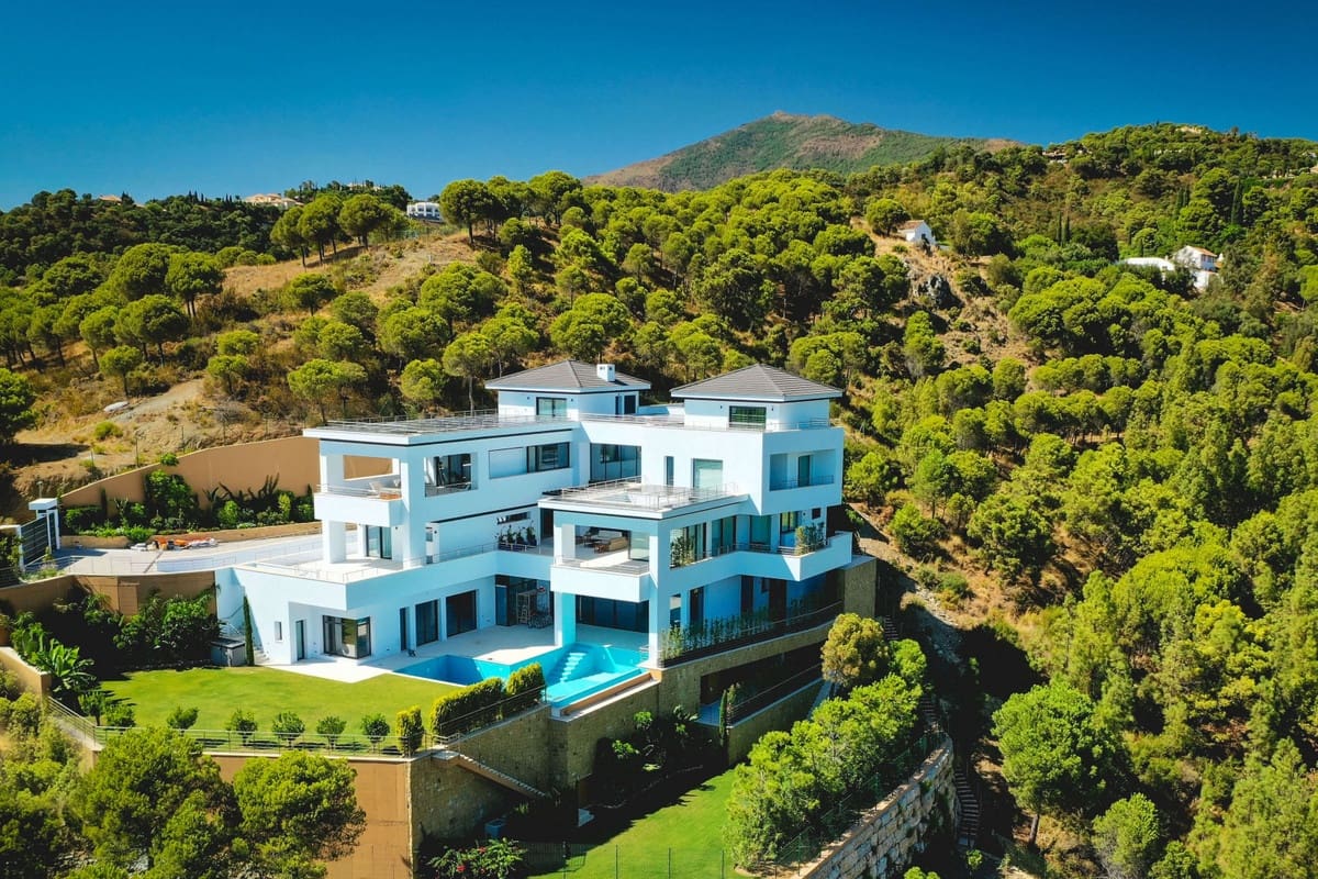 12 soveværelse Villa til salg i Benahavis med swimmingpool garage - € 12.700.000 (Ref: 8529557)