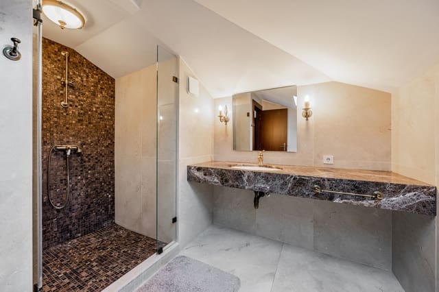 6 soveværelse Villa til salg i Guadalmina Baja, Marbella med swimmingpool - € 11.500.000 (Ref: 8529558)