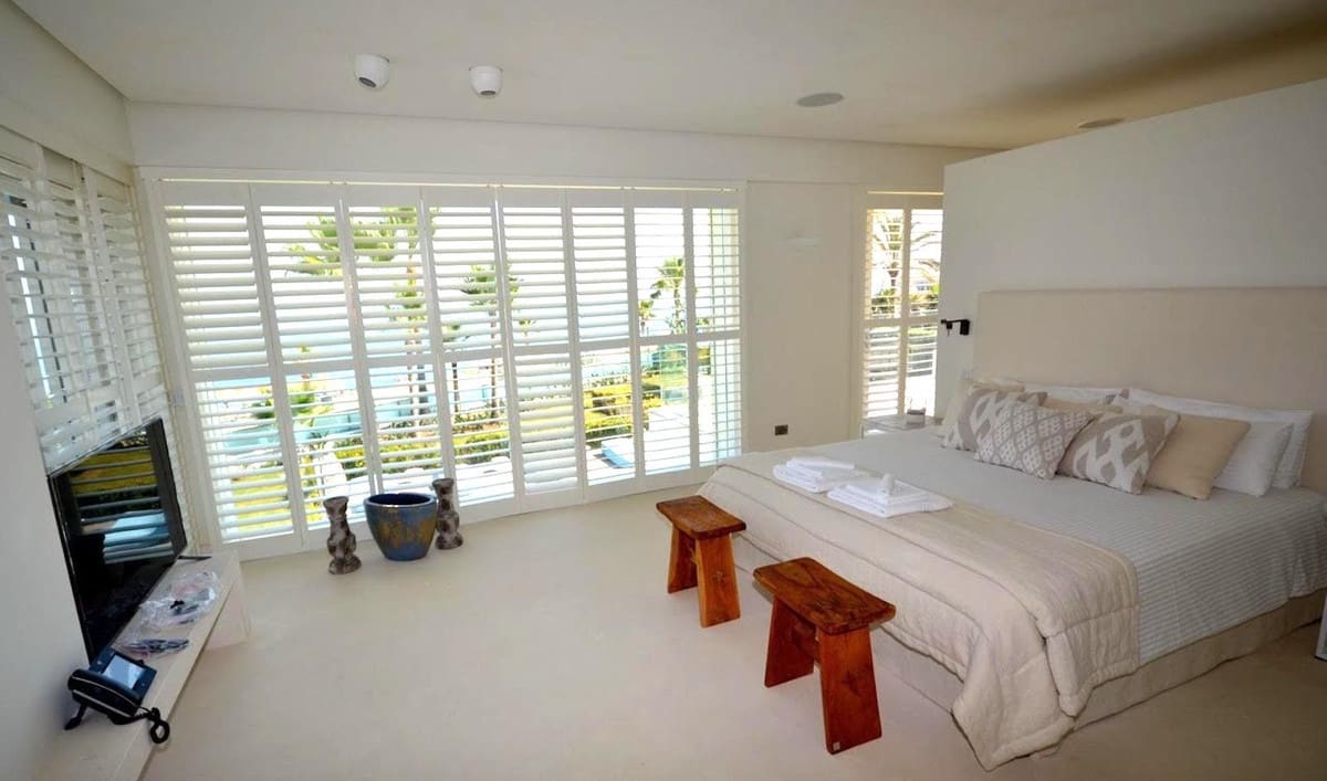 6 sypialnia Willa na sprzedaż w Golden Mile z basenem garażem - 14 859 000 € (Ref: 8529560)