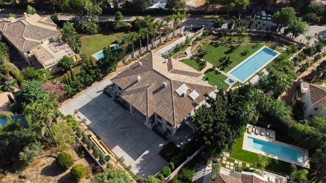 6 soveværelse Villa til salg i Sierra Blanca, Marbella med swimmingpool garage - € 29.000.000 (Ref: 8529564)