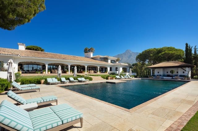 16 sypialnia Willa na sprzedaż w La Carolina - Guadalpín, Marbella z basenem garażem - 35 000 000 € (Ref: 8529565)
