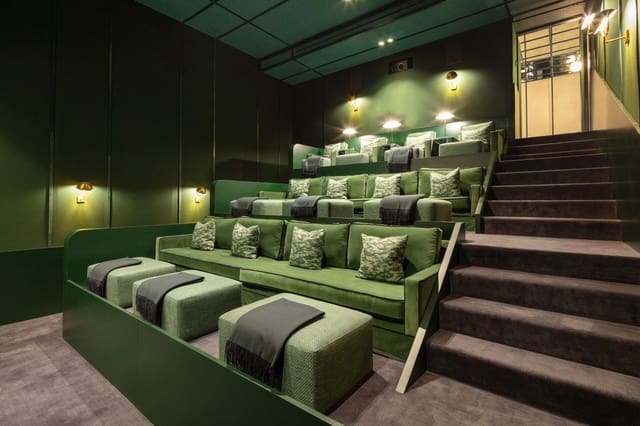 16 sypialnia Willa na sprzedaż w La Carolina - Guadalpín, Marbella z basenem garażem - 35 000 000 € (Ref: 8529565)