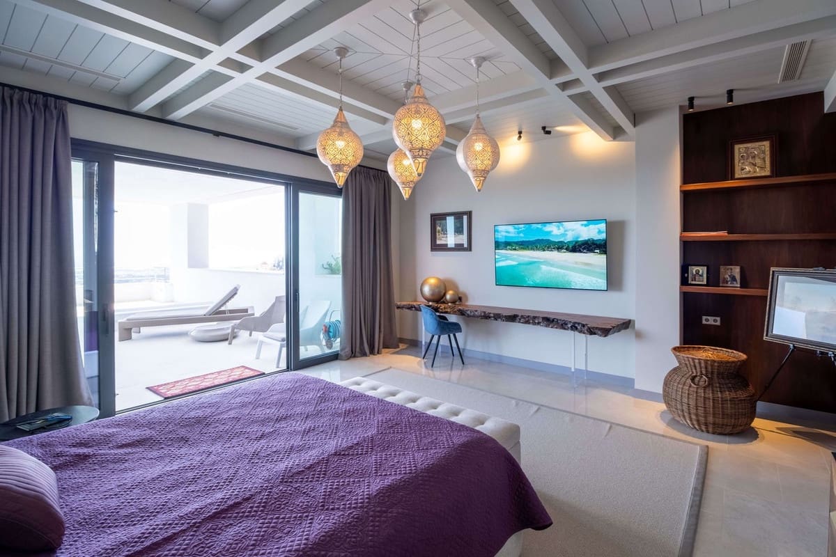 12 sypialnia Willa na sprzedaż w Benahavis z basenem garażem - 12 700 000 € (Ref: 8529566)