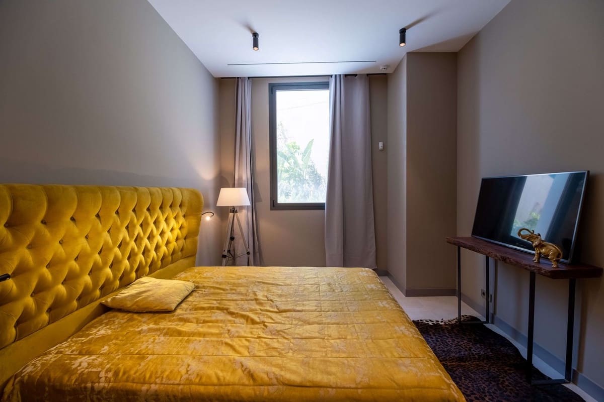 12 sypialnia Willa na sprzedaż w Benahavis z basenem garażem - 12 700 000 € (Ref: 8529566)