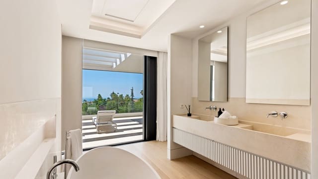 9 soveværelse Villa til salg i La Carolina - Guadalpín, Marbella med swimmingpool - € 17.000.000 (Ref: 8529568)