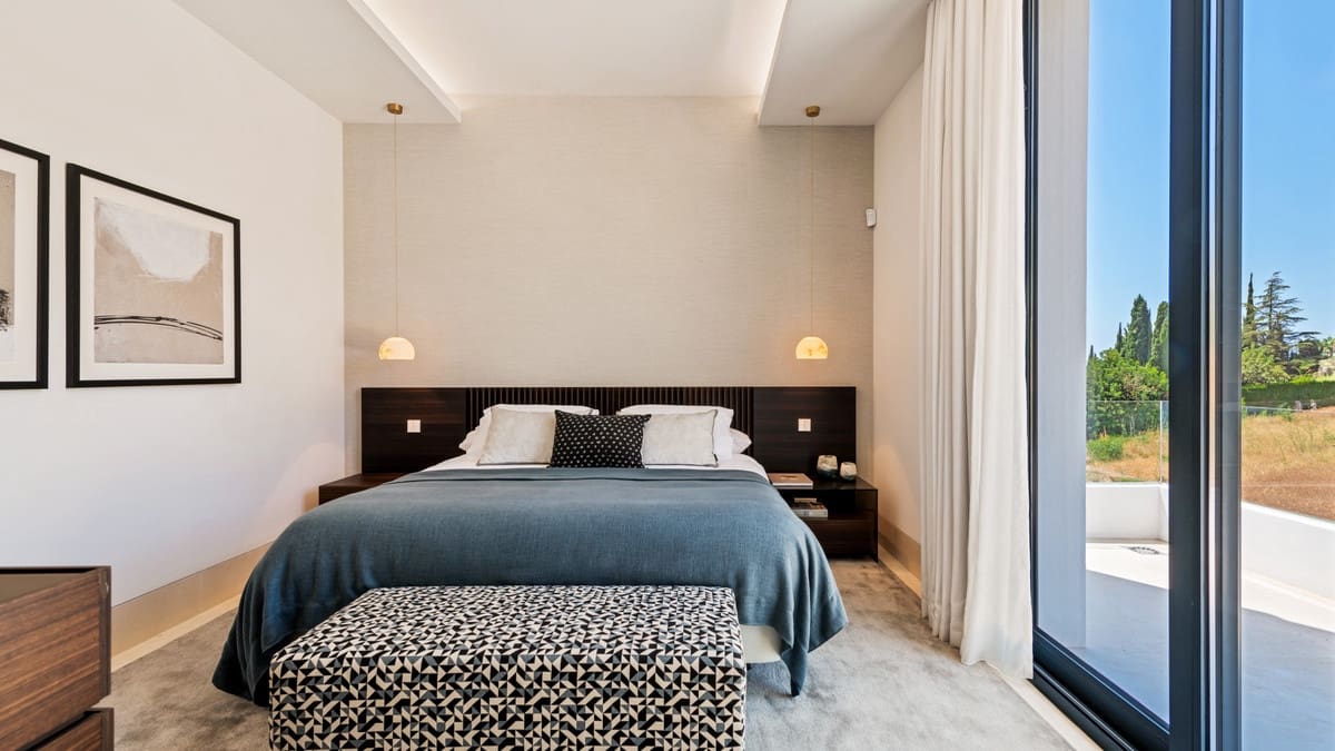 9 soverom Villa til salgs i Golden Mile med svømmebasseng - € 17 000 000 (Ref: 8529568)