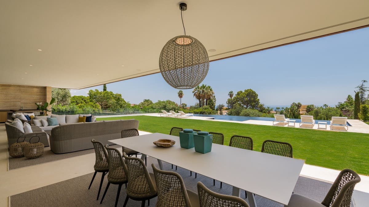 9 soverom Villa til salgs i Golden Mile med svømmebasseng - € 17 000 000 (Ref: 8529568)