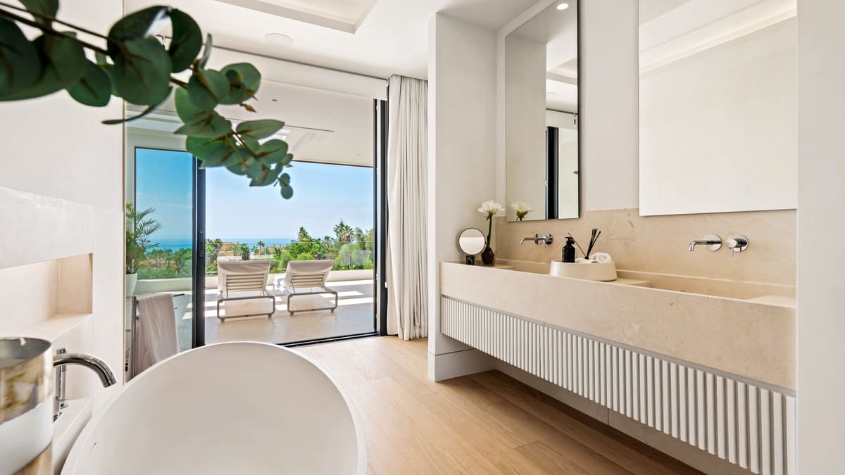 9 soverom Villa til salgs i Golden Mile med svømmebasseng - € 17 000 000 (Ref: 8529568)