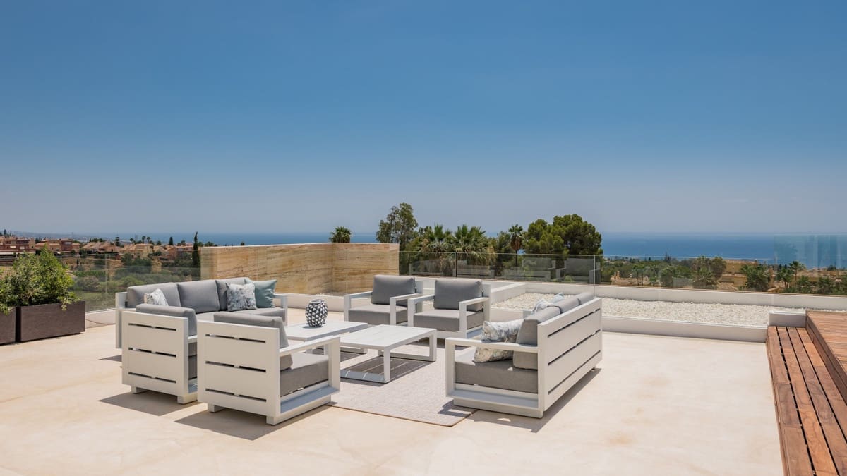 9 soverom Villa til salgs i Golden Mile med svømmebasseng - € 17 000 000 (Ref: 8529568)