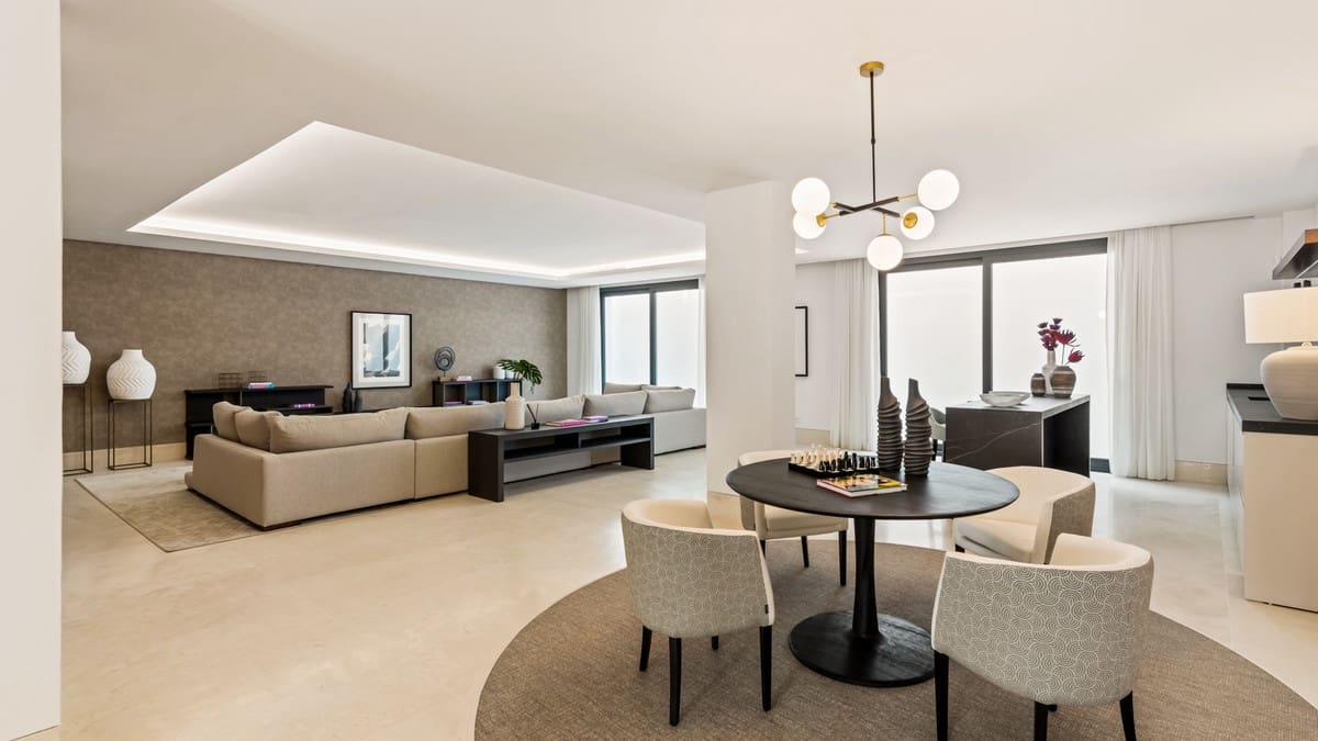 9 soverom Villa til salgs i Golden Mile med svømmebasseng - € 17 000 000 (Ref: 8529568)