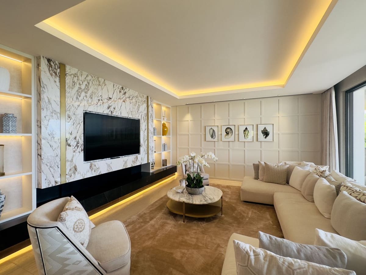 9 soveværelse Villa til salg i Marbella med swimmingpool garage - € 29.500.000 (Ref: 8529571)