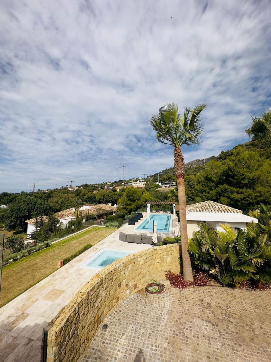 9 soveværelse Villa til salg i Marbella med swimmingpool garage - € 29.500.000 (Ref: 8529571)