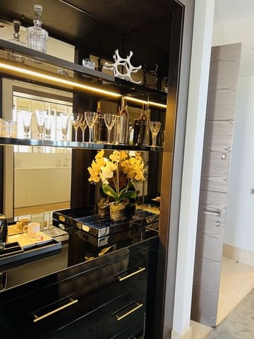 9 makuuhuone Huvila myytävänä paikassa Casco Antiguo, Marbella mukana uima-altaan 
autotalli - 29 500 000 € (Ref: 8529571)