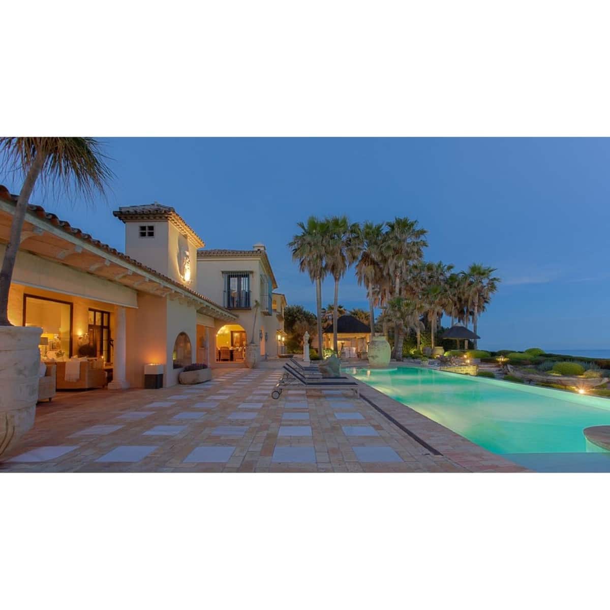 7 camera da letto Villa in vendita in Los Monteros con piscina garage - 33.000.000 € (Rif: 8529574)