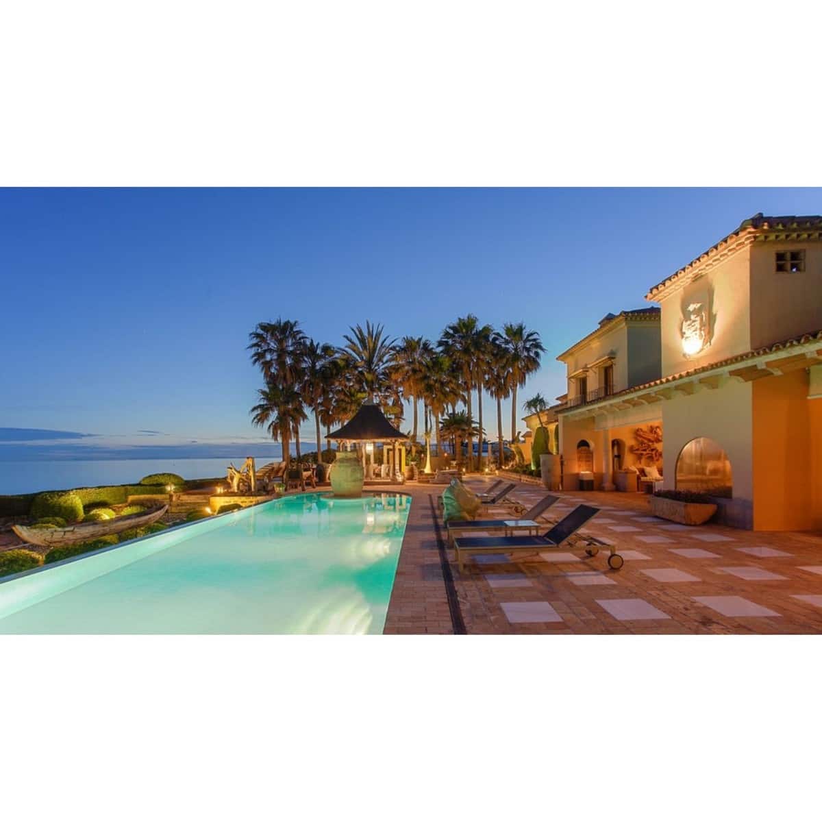 7 camera da letto Villa in vendita in Los Monteros con piscina garage - 33.000.000 € (Rif: 8529574)