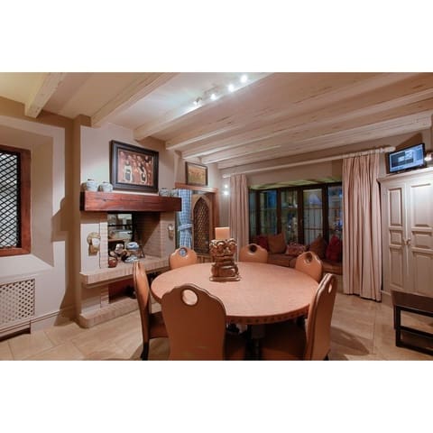 7 makuuhuone Huvila myytävänä paikassa Los Monteros, Marbella mukana uima-altaan 
autotalli - 33 000 000 € (Ref: 8529574)