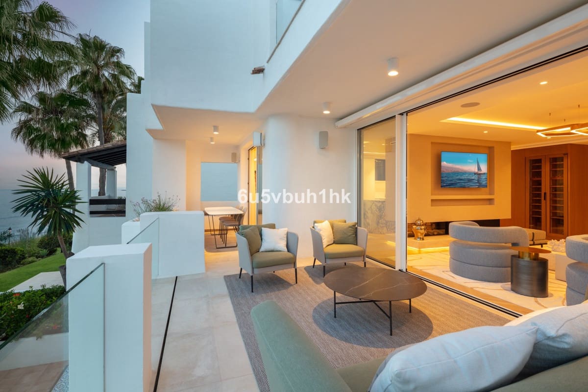 4 soveværelse Penthouse til salg i Golden Mile med swimmingpool - € 11.900.000 (Ref: 8529577)