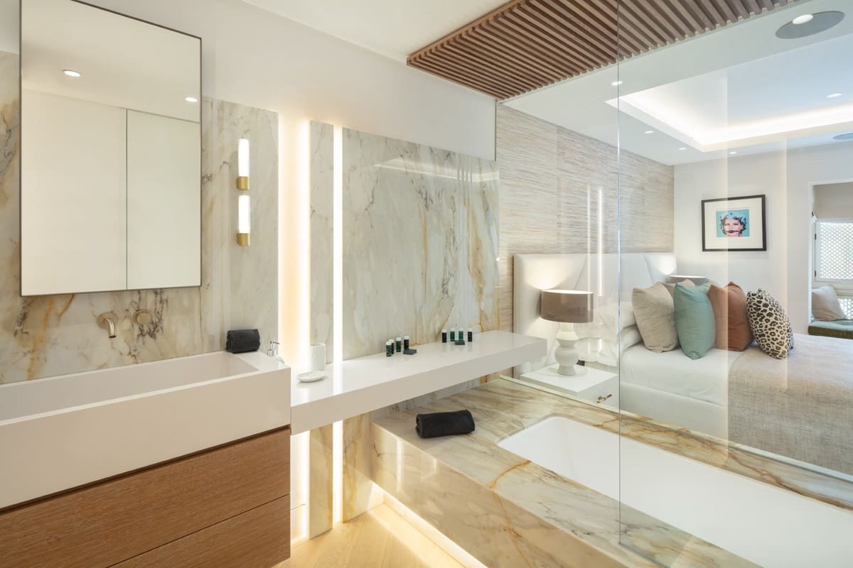 4 soveværelse Penthouse til salg i Golden Mile med swimmingpool - € 11.900.000 (Ref: 8529580)