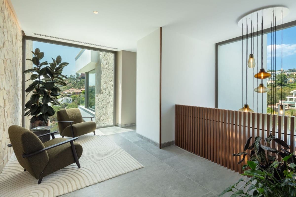 6 soverom Villa til salgs i La Quinta med svømmebasseng garasje - € 11 000 000 (Ref: 8529587)