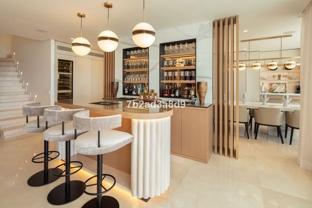 6 bedroom Penthouse for sale in La Carolina - Guadalpín, Marbella with pool garage - € 22,000,000 (Ref: 8529589)