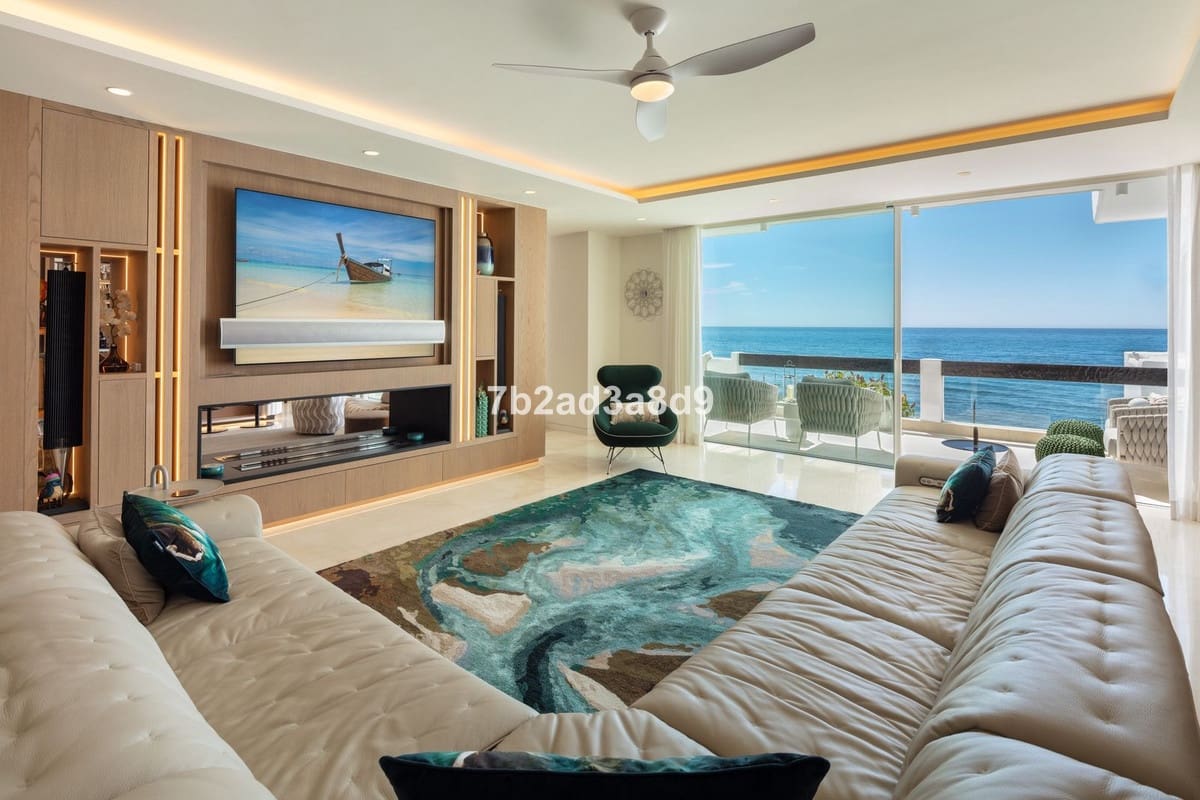 6 sypialnia Penthouse na sprzedaż w Golden Mile z basenem garażem - 22 000 000 € (Ref: 8529589)