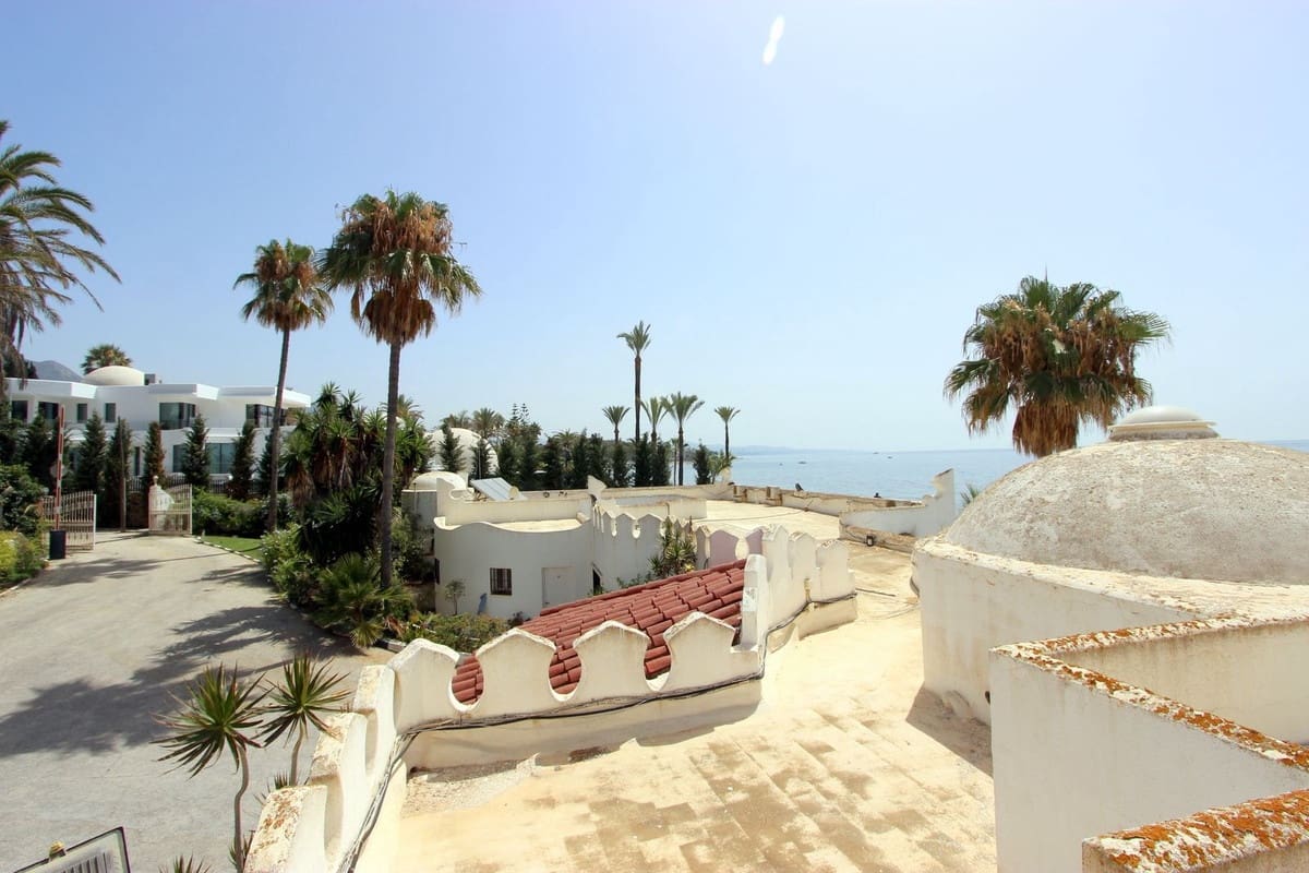 11 camera da letto Villa in vendita in Golden Mile con piscina garage - 12.000.000 € (Rif: 8529591)