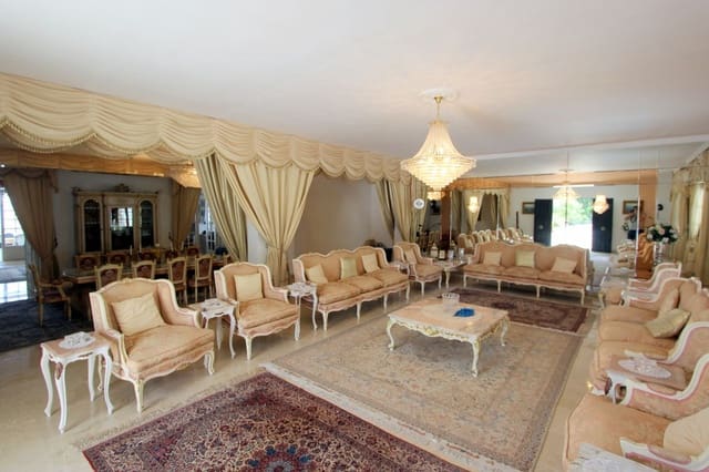 11 soverom Villa til salgs i La Carolina - Guadalpín, Marbella med svømmebasseng garasje - € 12 000 000 (Ref: 8529591)