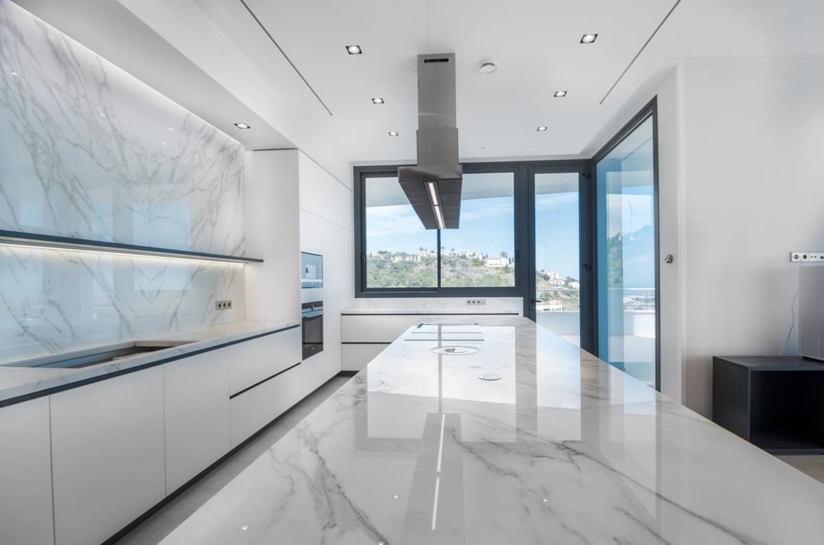 12 makuuhuone Huvila myytävänä paikassa Benahavis mukana uima-altaan - 12 700 000 € (Ref: 8529592)