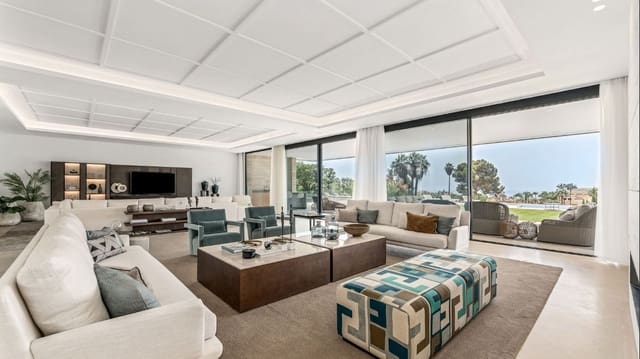 9 quarto Moradia para venda em Sierra Blanca, Marbella com piscina garagem - 16 900 000 € (Ref: 8529594)