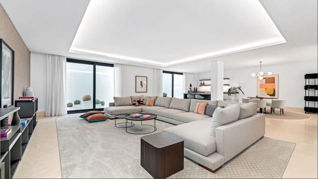 9 quarto Moradia para venda em Sierra Blanca, Marbella com piscina garagem - 16 900 000 € (Ref: 8529594)