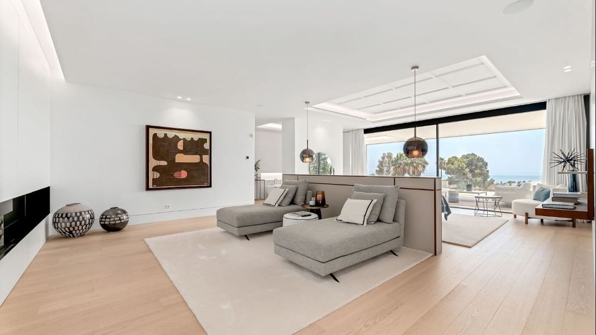 9 sypialnia Willa na sprzedaż w Golden Mile z basenem garażem - 16 900 000 € (Ref: 8529594)