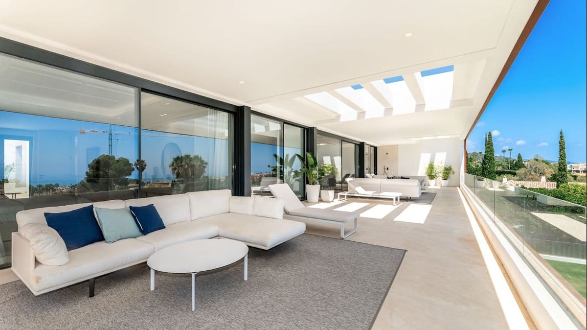 9 sypialnia Willa na sprzedaż w Golden Mile z basenem garażem - 16 900 000 € (Ref: 8529594)