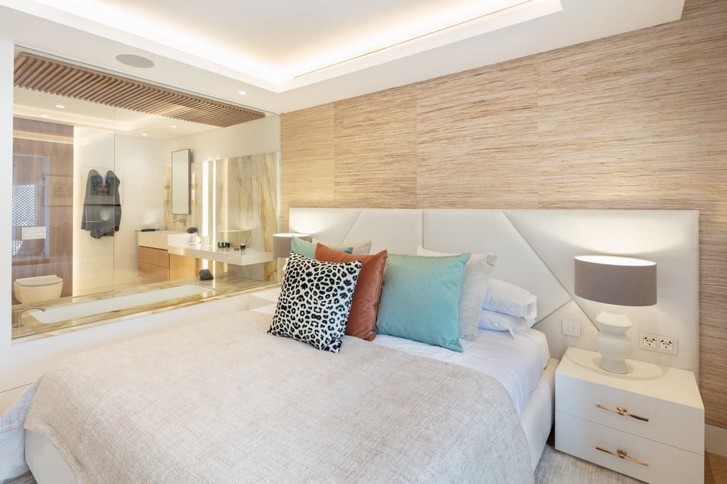 4 soveværelse Studio til salg i Marbella med swimmingpool - € 11.900.000 (Ref: 8529595)