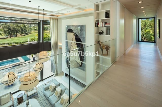 6 sovrum Villa till salu i Las Brisas, Marbella med pool garage - 13 500 000 € (Ref: 8529597)