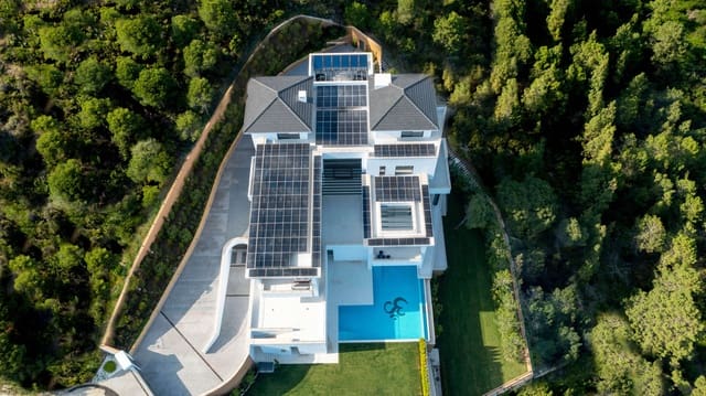 12 bedroom Villa for sale in Benahavís pueblo, Benahavís with pool - € 12,700,000 (Ref: 8529599)