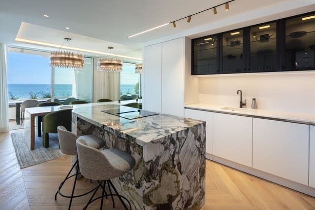 4 bedroom Penthouse for sale in La Carolina - Guadalpín, Marbella with pool - € 11,900,000 (Ref: 8529600)