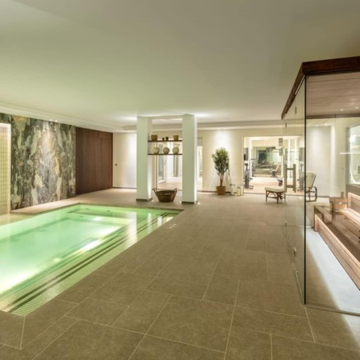 6 chambre Villa/Maison à vendre à Golden Mile avec piscine - 10 500 000 € (Ref: 8529603)