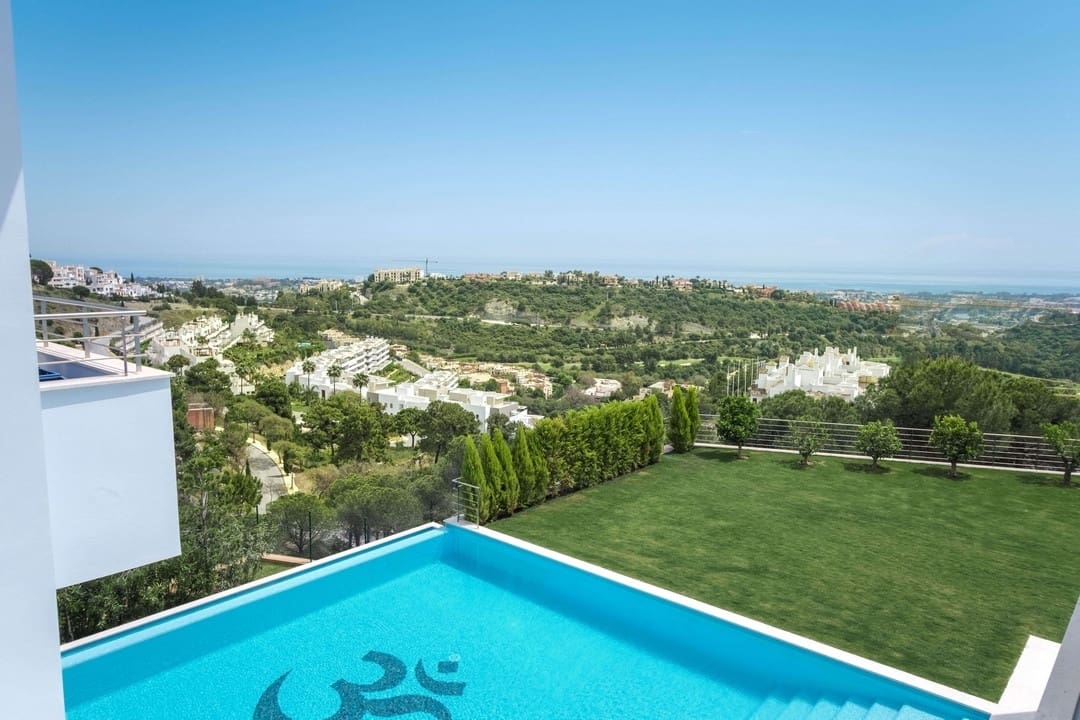 12 soveværelse Villa til salg i Benahavis med swimmingpool - € 12.700.000 (Ref: 8529613)