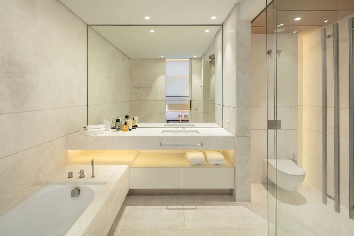 6 quarto Moradia para venda em Nueva Andalucia - 13 500 000 € (Ref: 8529615)