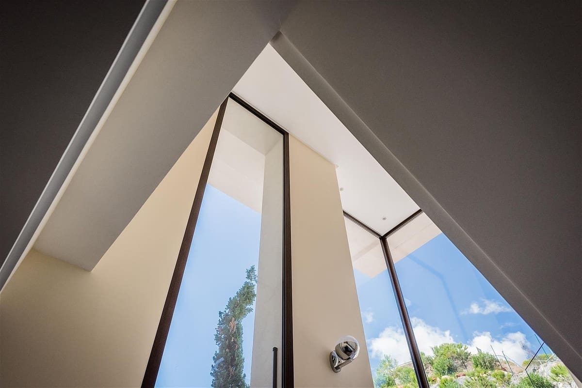 9 sypialnia Willa na sprzedaż w Los Arqueros z basenem garażem - 11 500 000 € (Ref: 8529621)