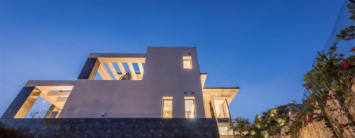 9 sypialnia Willa na sprzedaż w Los Arqueros z basenem garażem - 11 500 000 € (Ref: 8529621)