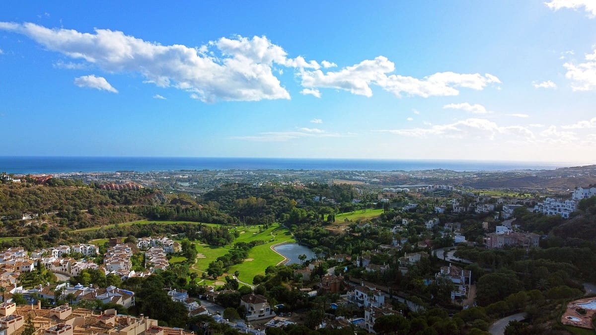 9 sypialnia Willa na sprzedaż w Los Arqueros z basenem garażem - 11 500 000 € (Ref: 8529621)