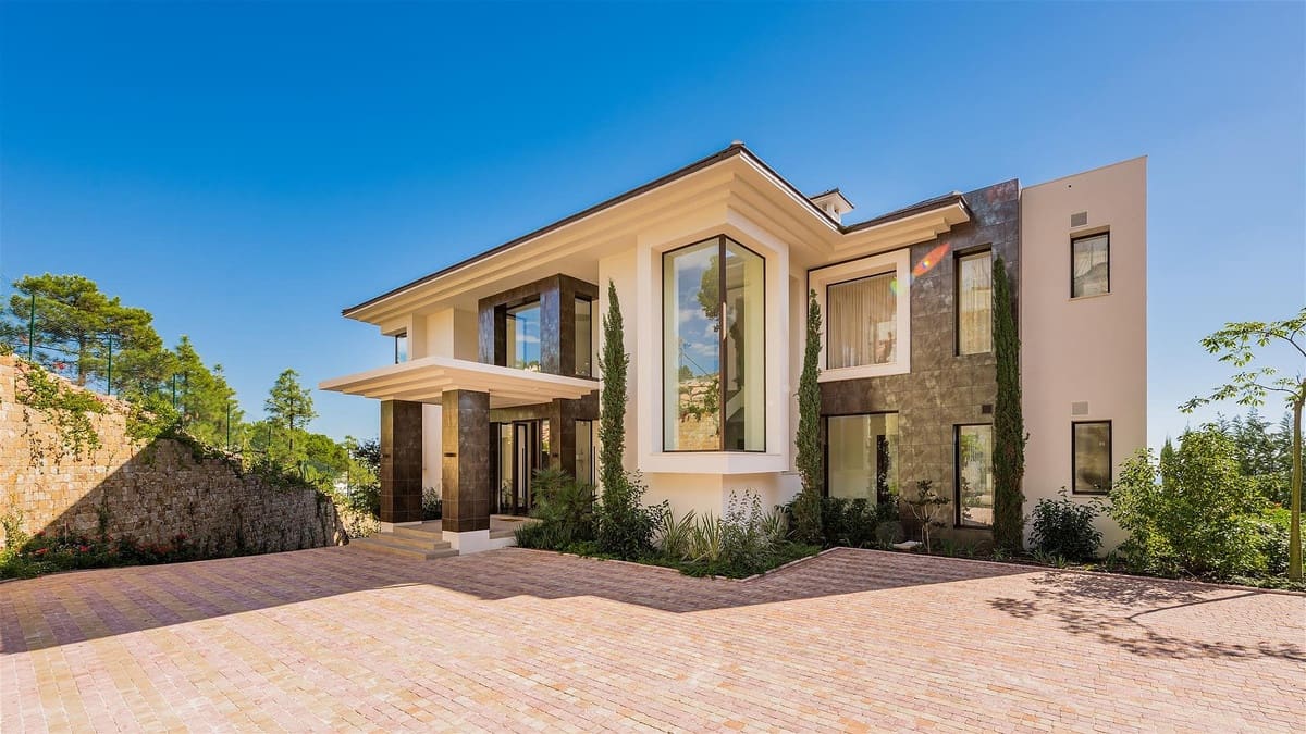 9 sypialnia Willa na sprzedaż w Los Arqueros z basenem garażem - 11 500 000 € (Ref: 8529621)