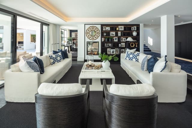 5 soverom Villa til salgs i Las Brisas, Marbella med svømmebasseng garasje - € 10 500 000 (Ref: 8529626)